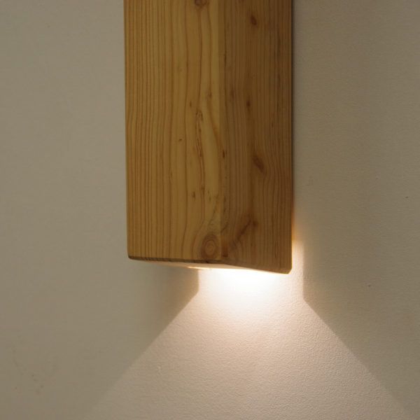 houten wandverlichting